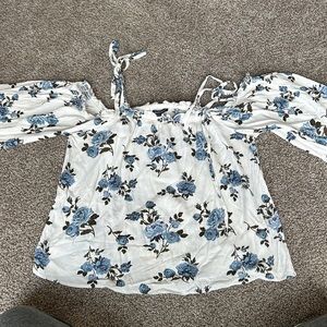 American Eagle flowy dress top